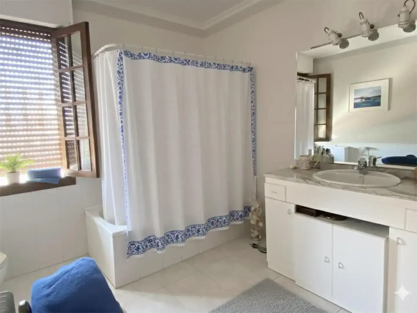 Bany de Casa o xalet en venda en Santa Pola amb Aire condicionat i Piscina