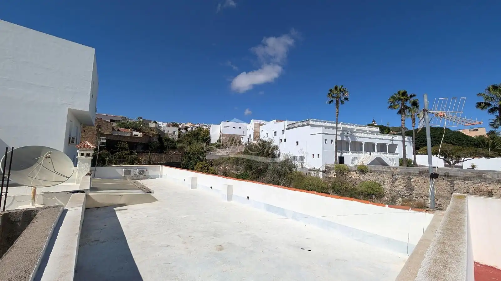 Vista exterior de Casa adosada en venta en San Miguel de Abona con Jardín privado, Trastero y Amueblado