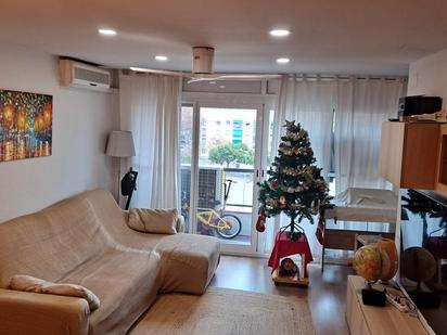 Living room of Flat for sale in El Prat de Llobregat  with Air Conditioner and Balcony