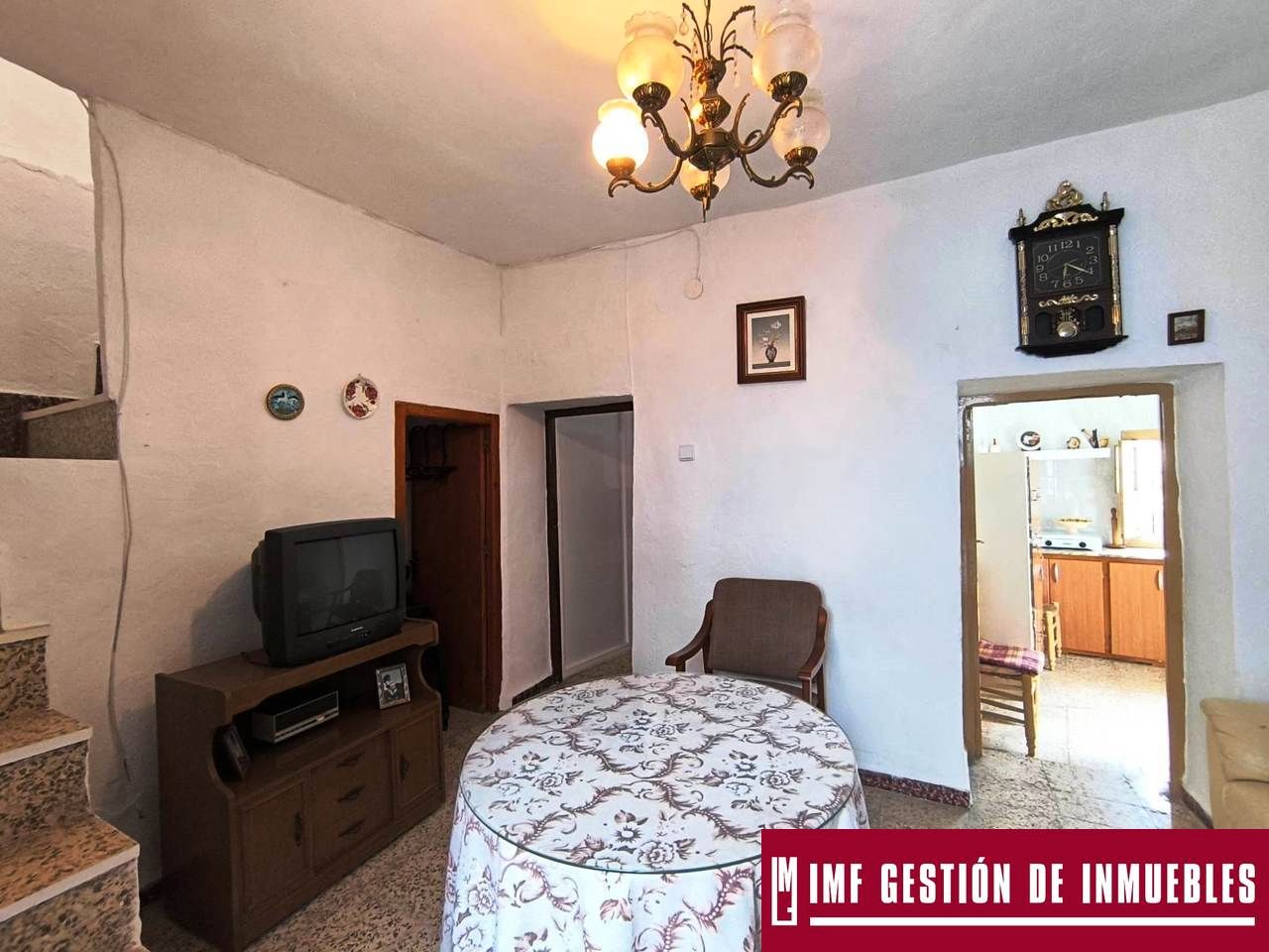 Sala d'estar de Casa o xalet en venda en Benamargosa amb Moblat