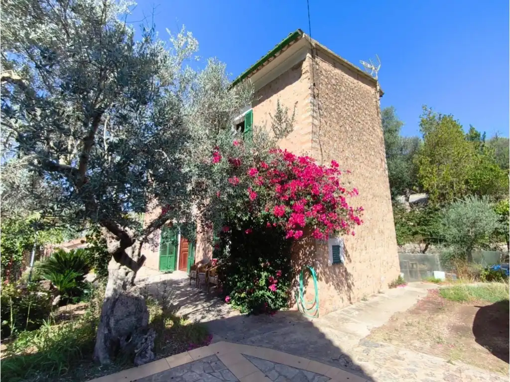 Vista exterior de Finca rústica en venda en Sóller amb Jardí privat, Terrassa i Moblat