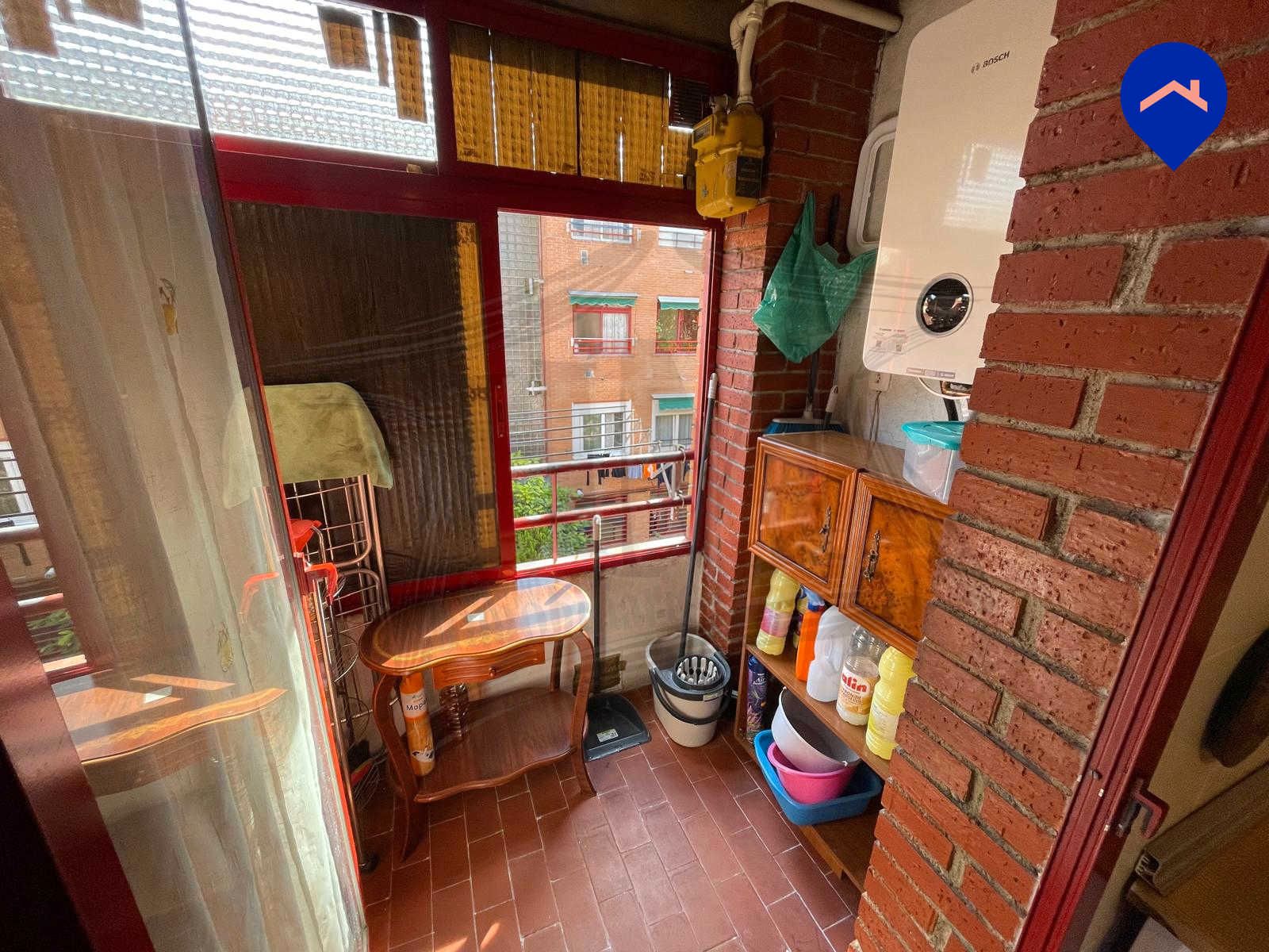 Balcony of Flat for sale in  Madrid Capital  with Air Conditioner, Heating and Terrace