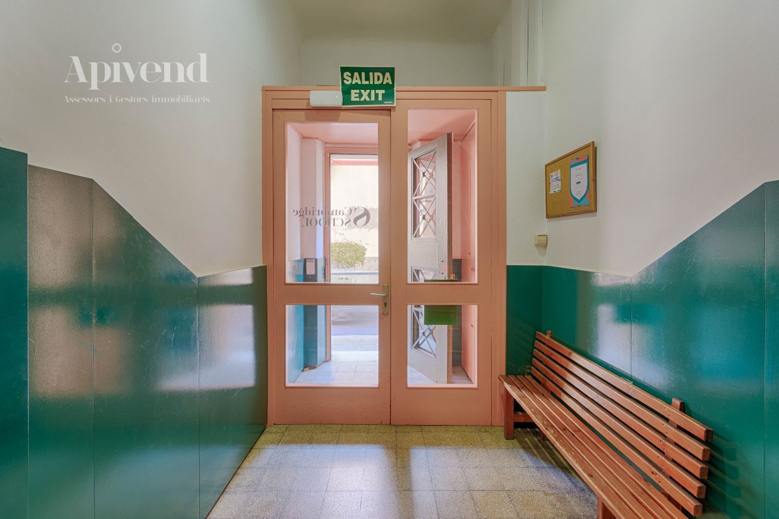 Casa adosada en venda en Figueres amb Aire condicionat, Calefacció i Terrassa