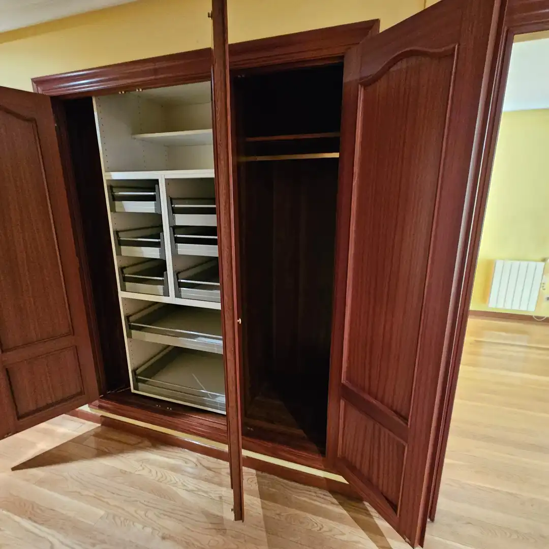 Bedroom of Flat for sale in San Martín del Rey Aurelio  with Heating and Parquet flooring