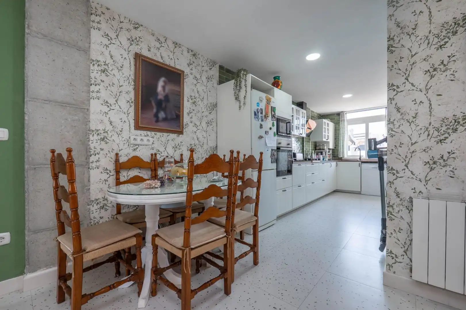 Cuina de Pis en venda en Churriana de la Vega amb Aire condicionat, Calefacció i Terrassa