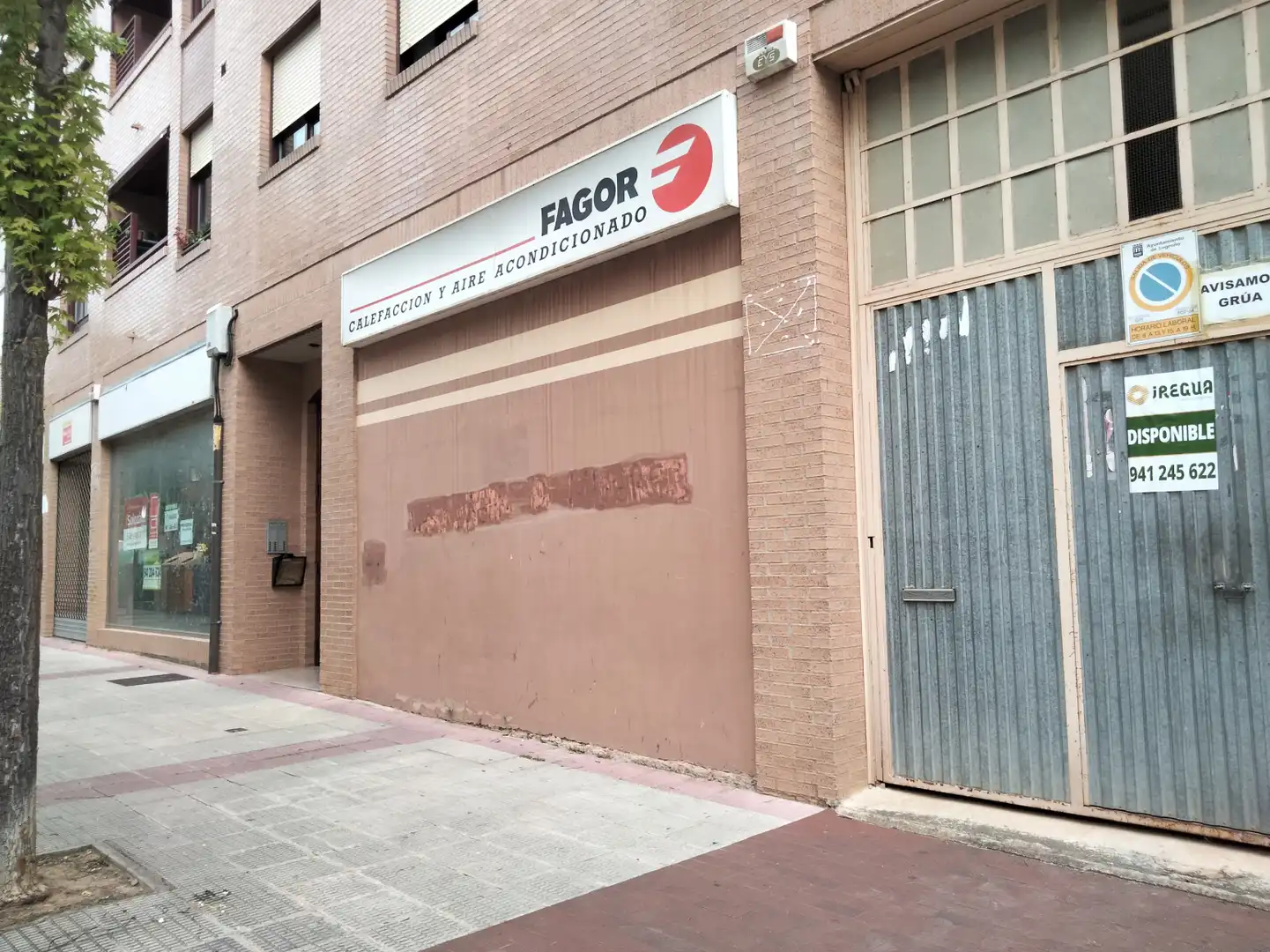 Business premises for sale in Logroño - Portillejo