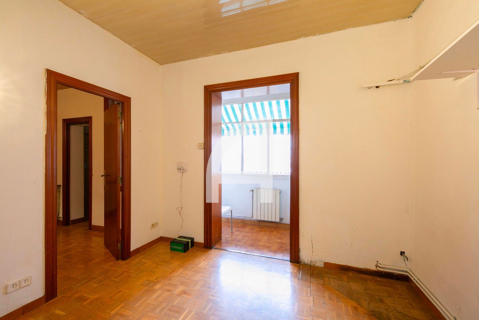 Dormitori de Pis en venda en  Barcelona Capital amb Calefacció i Parquet