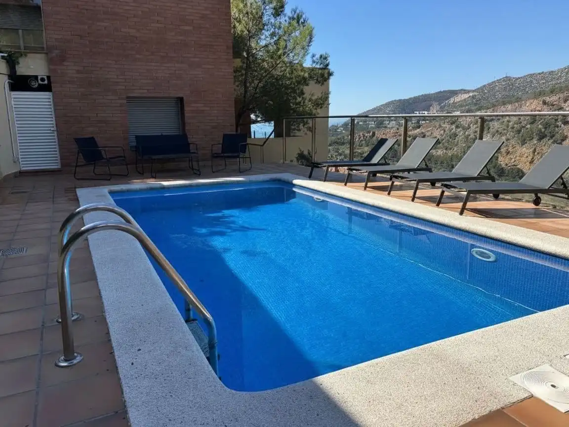 Villa mit Pool zur Miete in carrer eramprunya 35, imagen 4
