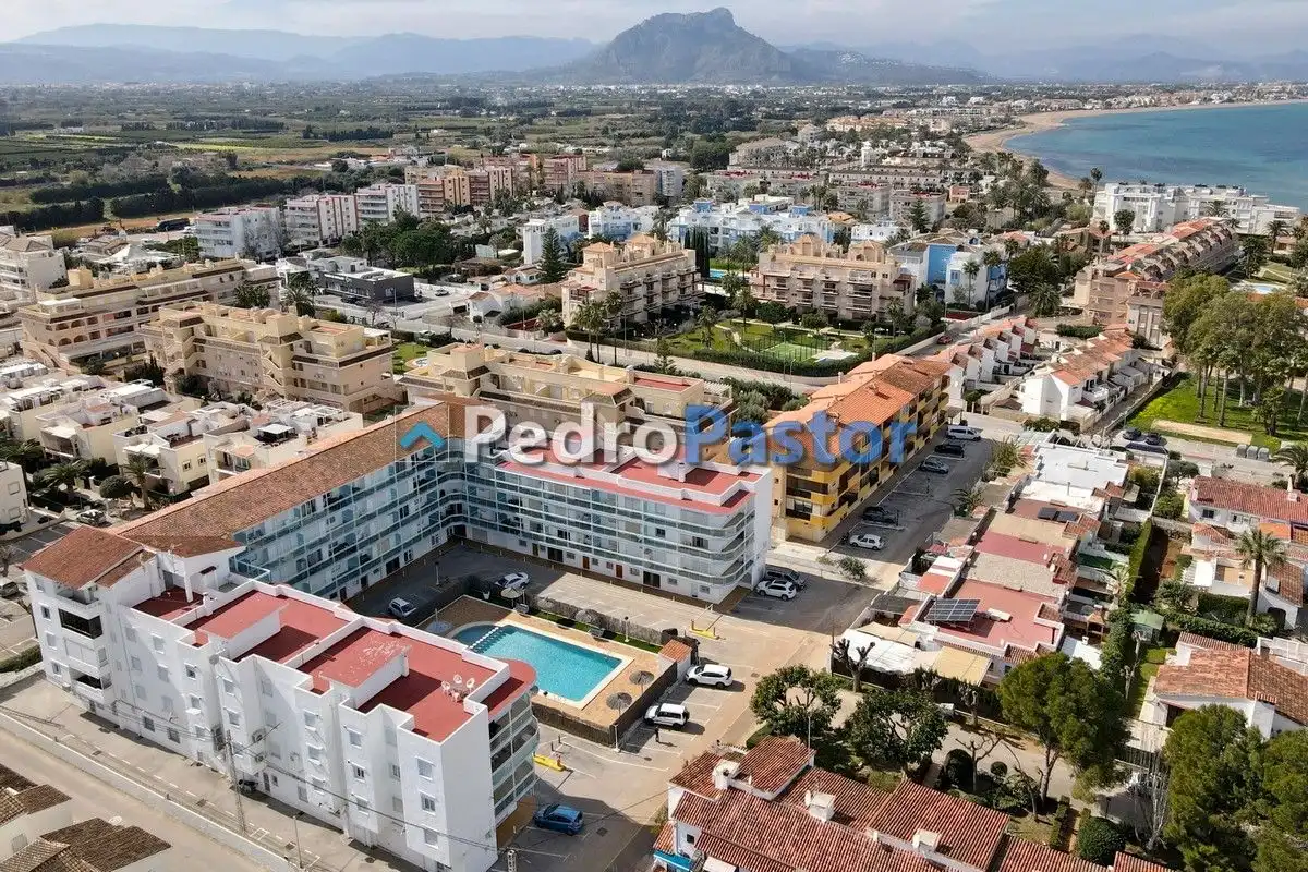 Außenansicht von Wohnungen zum Verkauf in Dénia mit Klimaanlage, Heizung und Schwimmbad