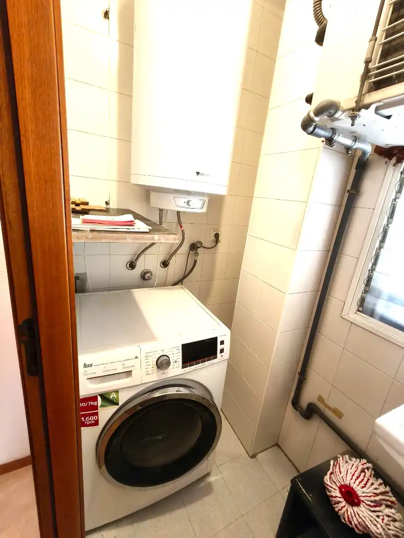 Küche von Maisonette zum Verkauf in Barcelona mit Klimaanlage, Heizung und Parkett