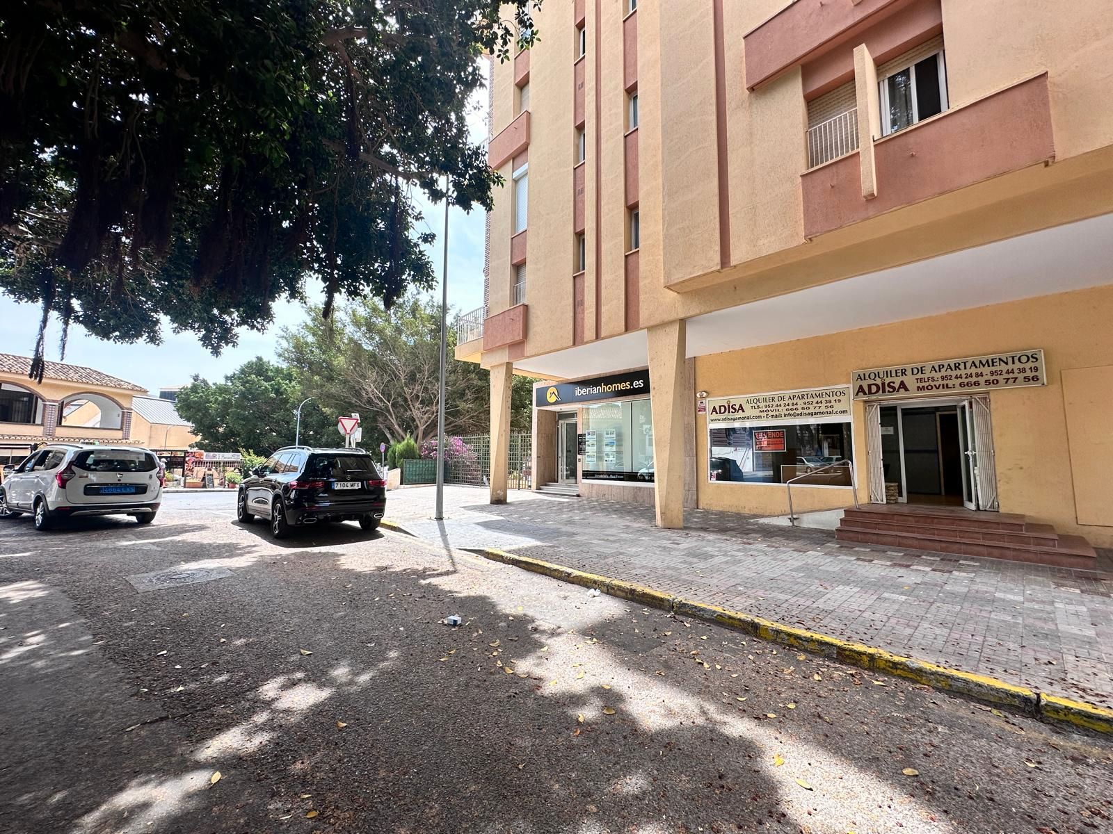 Exterior view of Premises for sale in Benalmádena  with Furnished