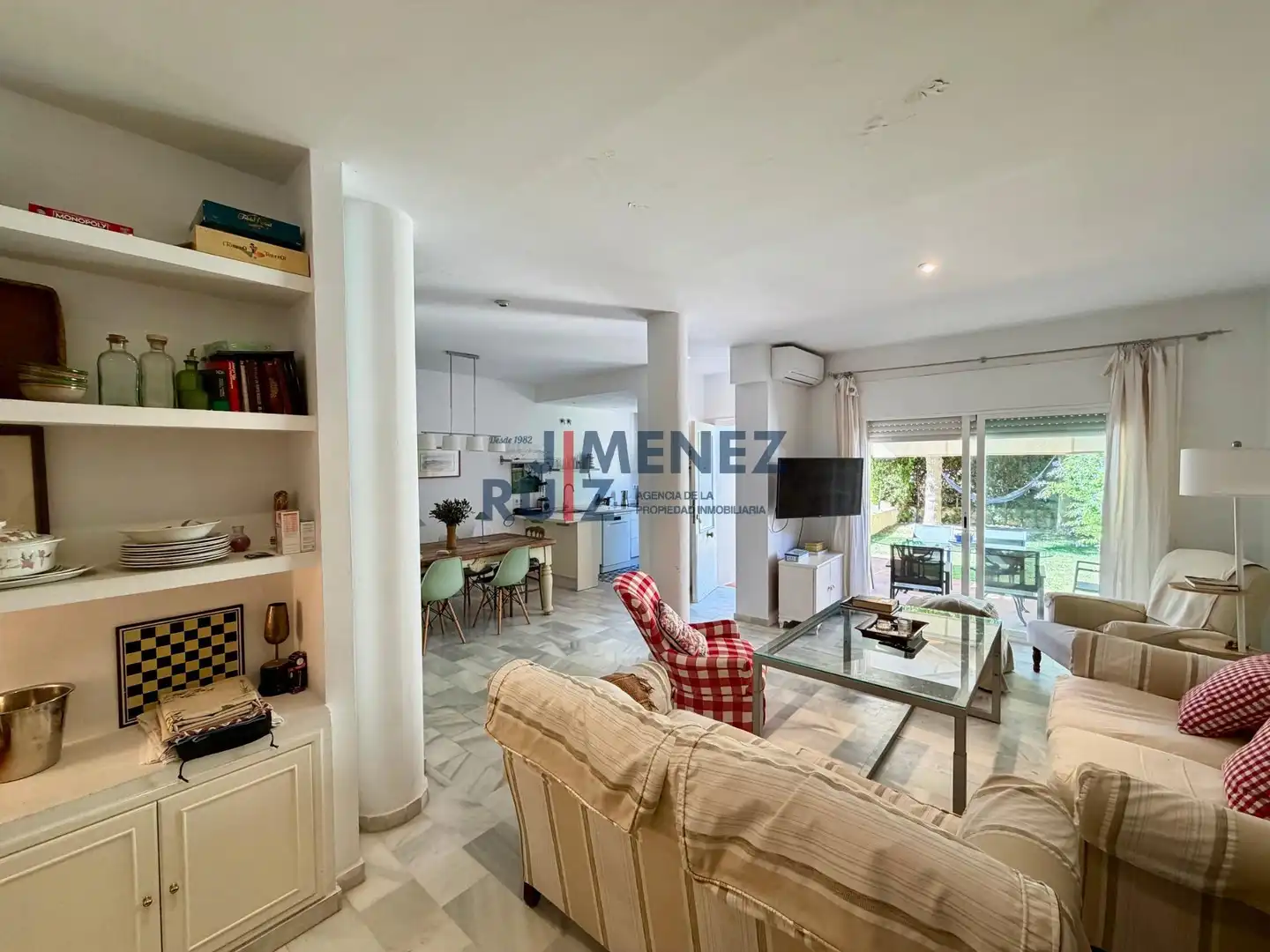 Sala de estar de Casa adosada en venta en El Puerto de Santa María