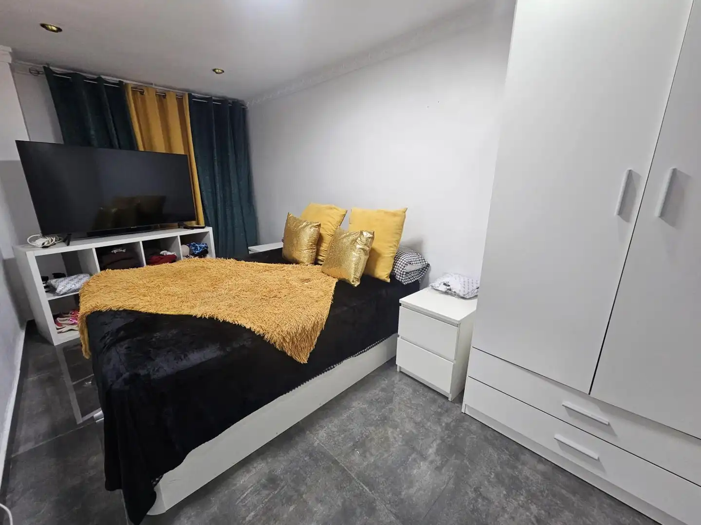 Habitación de Piso en venta en Valencia con Aire acondicionado, Calefacción y Terraza