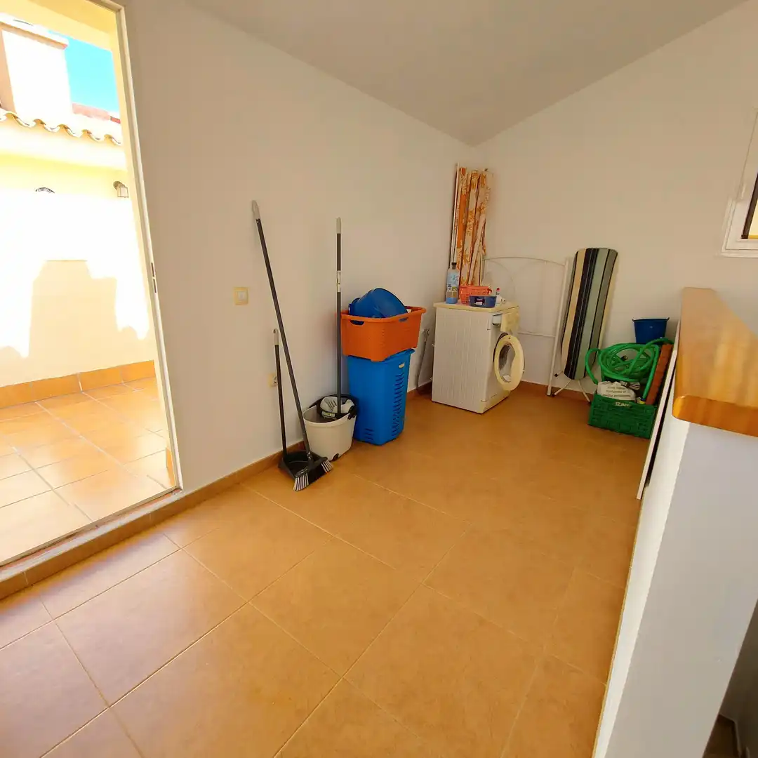 Houses for sale in San Fernando  with Air Conditioner, Private garden and Terrace