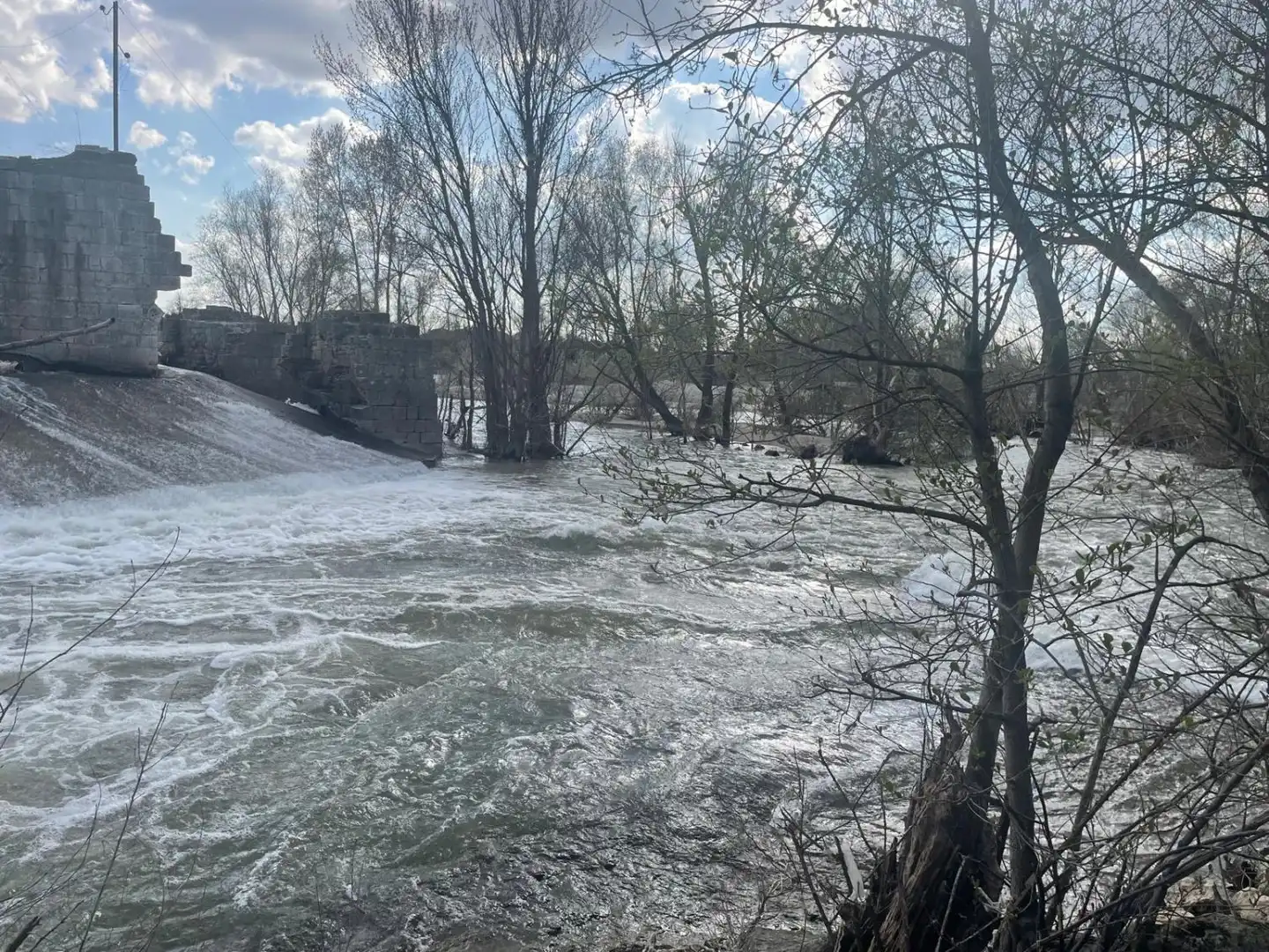 Vista exterior de Casa o chalet en venta en San Miguel del Pino con Calefacción