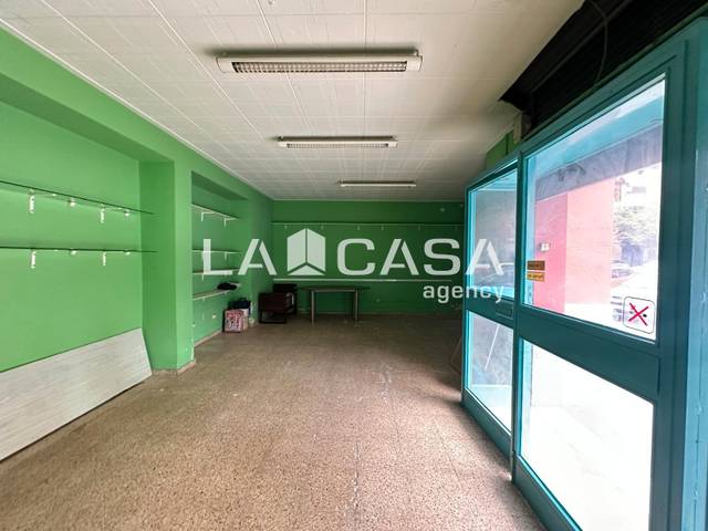 Local comercial en Venta en Can Bassa