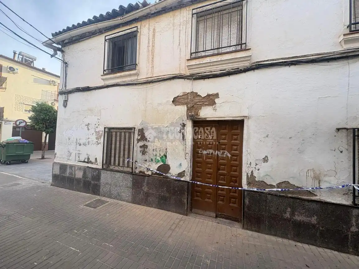 Habitatge amb jardí en venda a Andújar, imagen 2