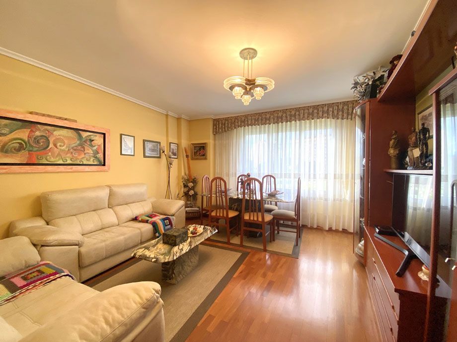 Living room of Flat for sale in Vitoria - Gasteiz  with Heating, Parquet flooring and Terrace