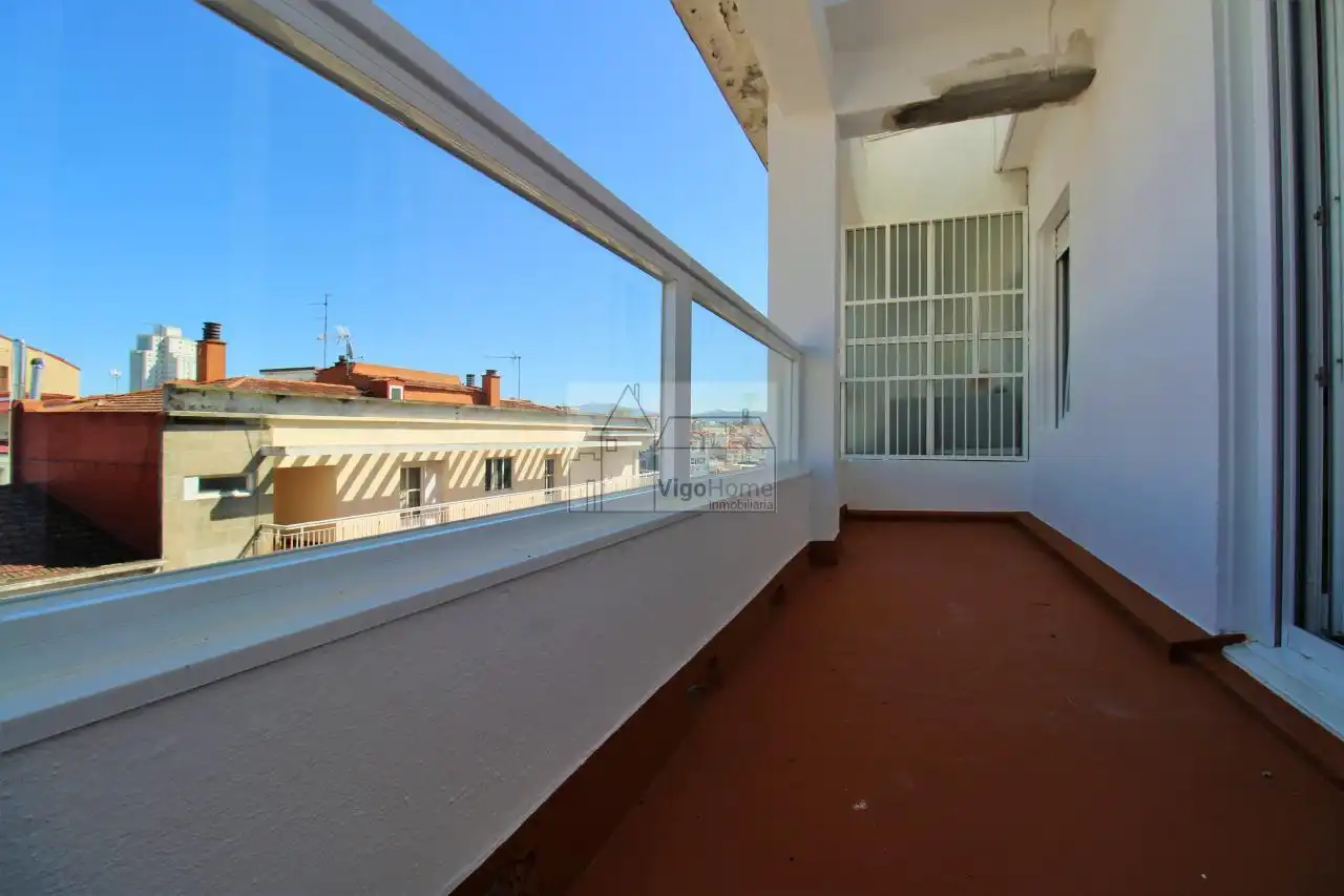 Terrasse von Wohnung zur Miete in Vigo  mit Heizung, Terrasse und Möbliert