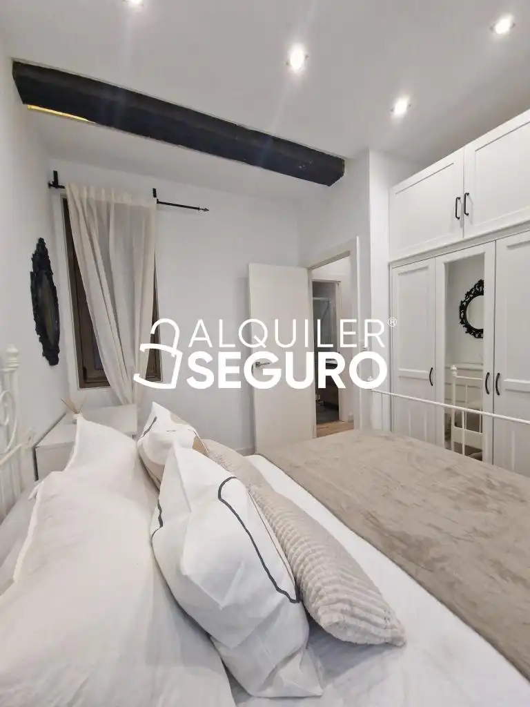 Bedroom of Flat for rent in Barakaldo   with Heating, Terrace and Furnished
