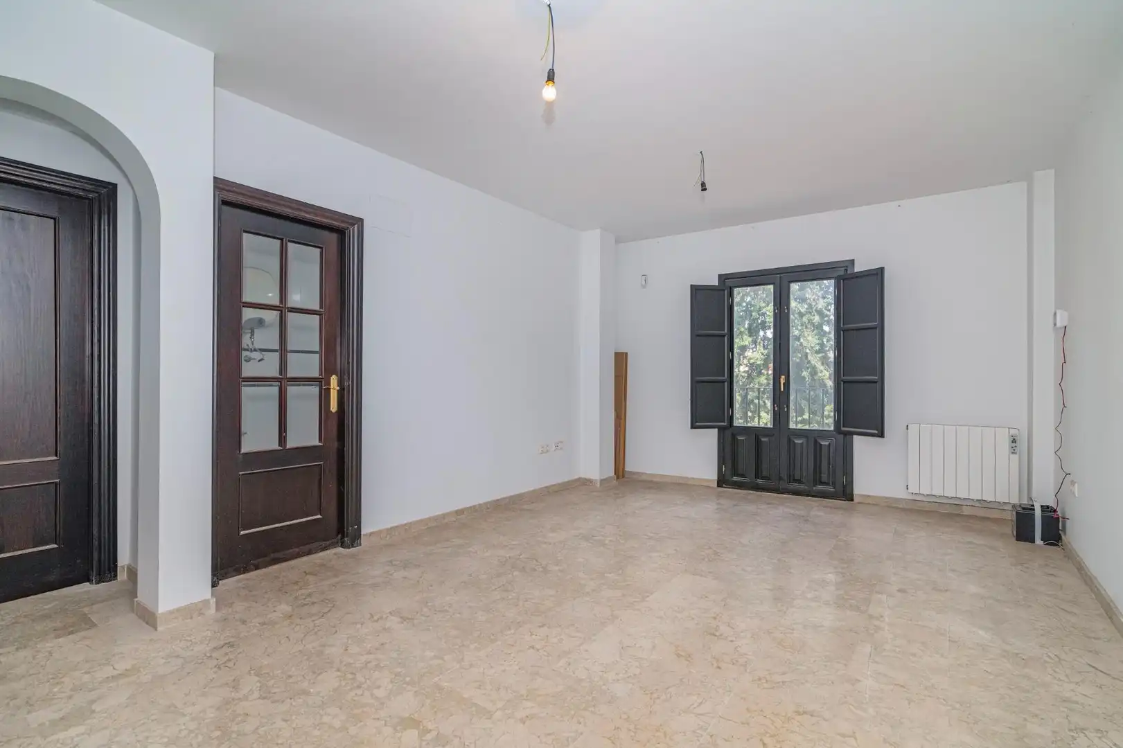 Piso en venta en La Zubia con Calefacción y Balcón
