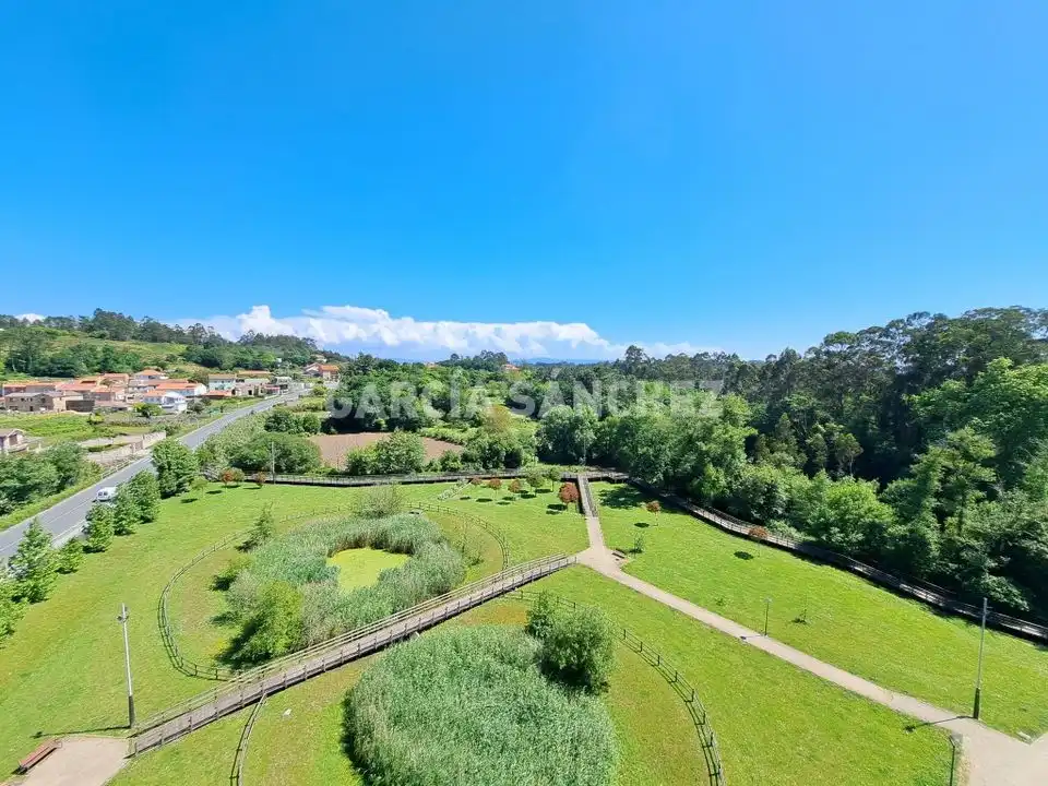 Vista exterior de Apartamento en venta en Boiro con Terraza y Trastero