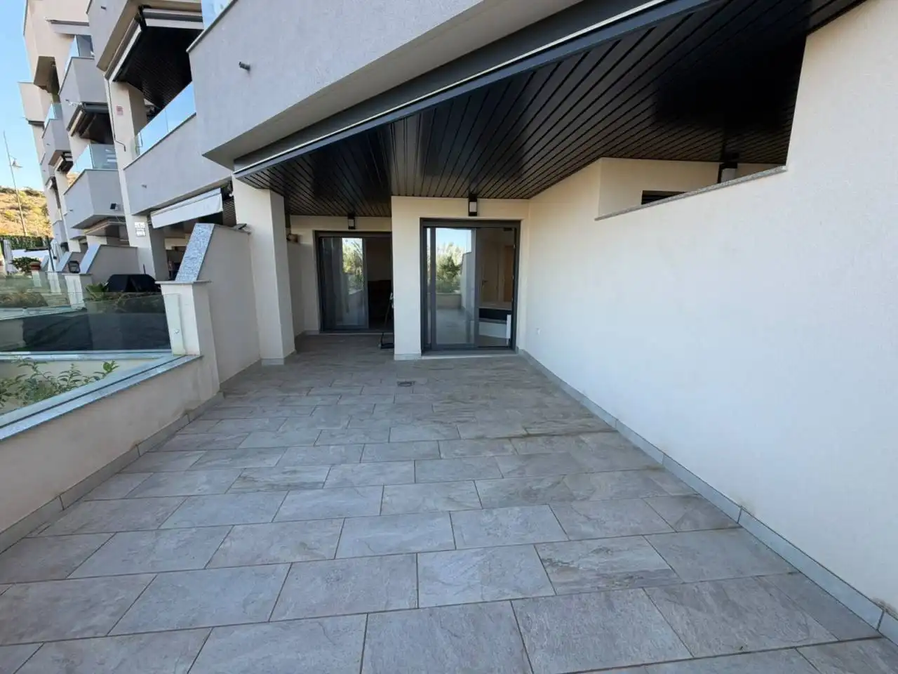 Piso con piscina en venta en Calle Italia 1