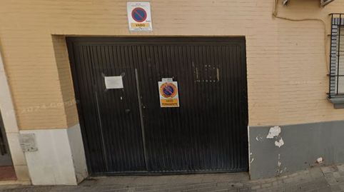 Foto 2 de Garaje de alquiler en Calle Luca de Tena, 6, Triana Casco Antiguo, Sevilla Capital