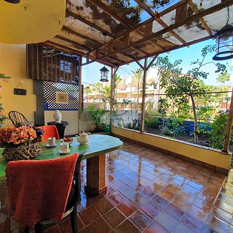 Terrace of Single-family semi-detached to rent in Arona  with Air Conditioner, Private garden and Terrace