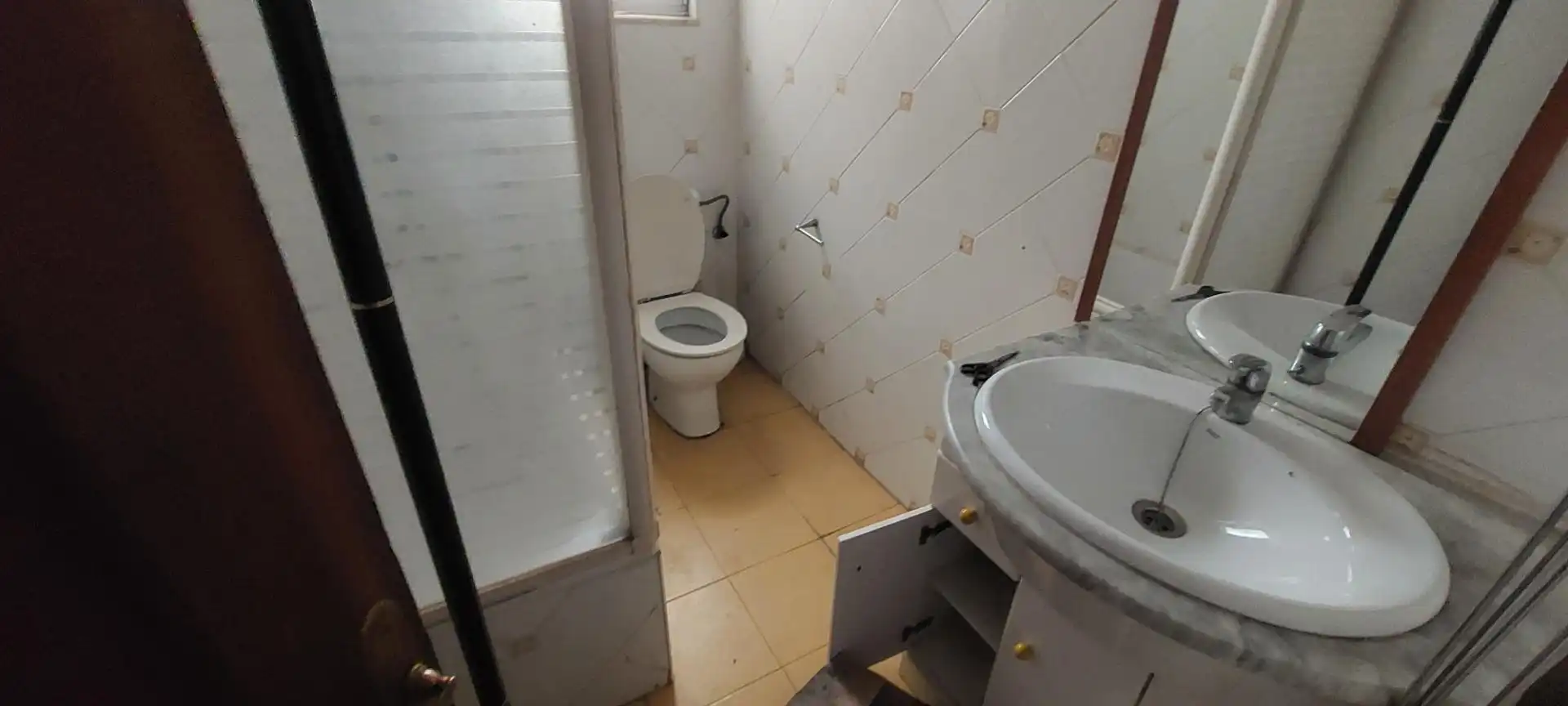 Bathroom of Flat for sale in Torrelavega   with Balcony