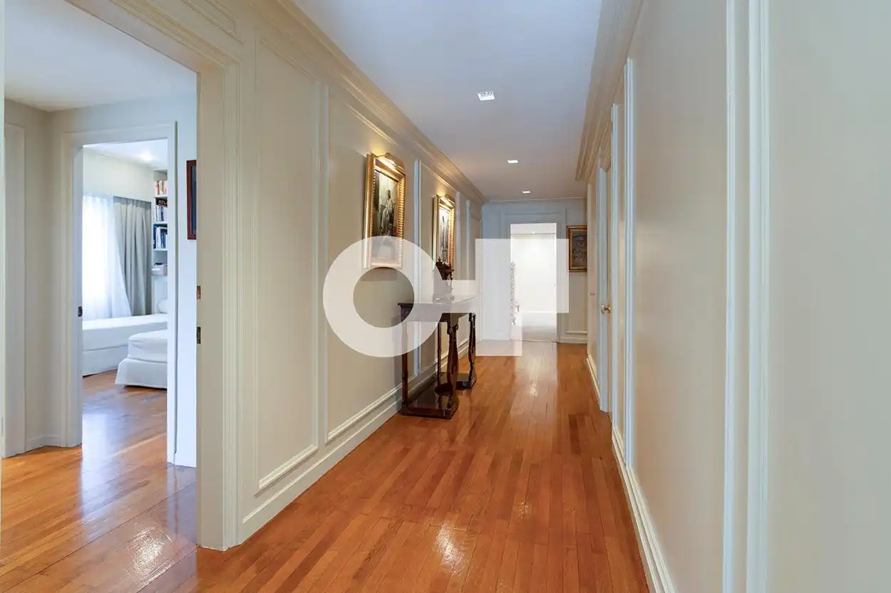 Piso con terraza en venta en Carrer Carrer Jacinto Benavente, imagen 5