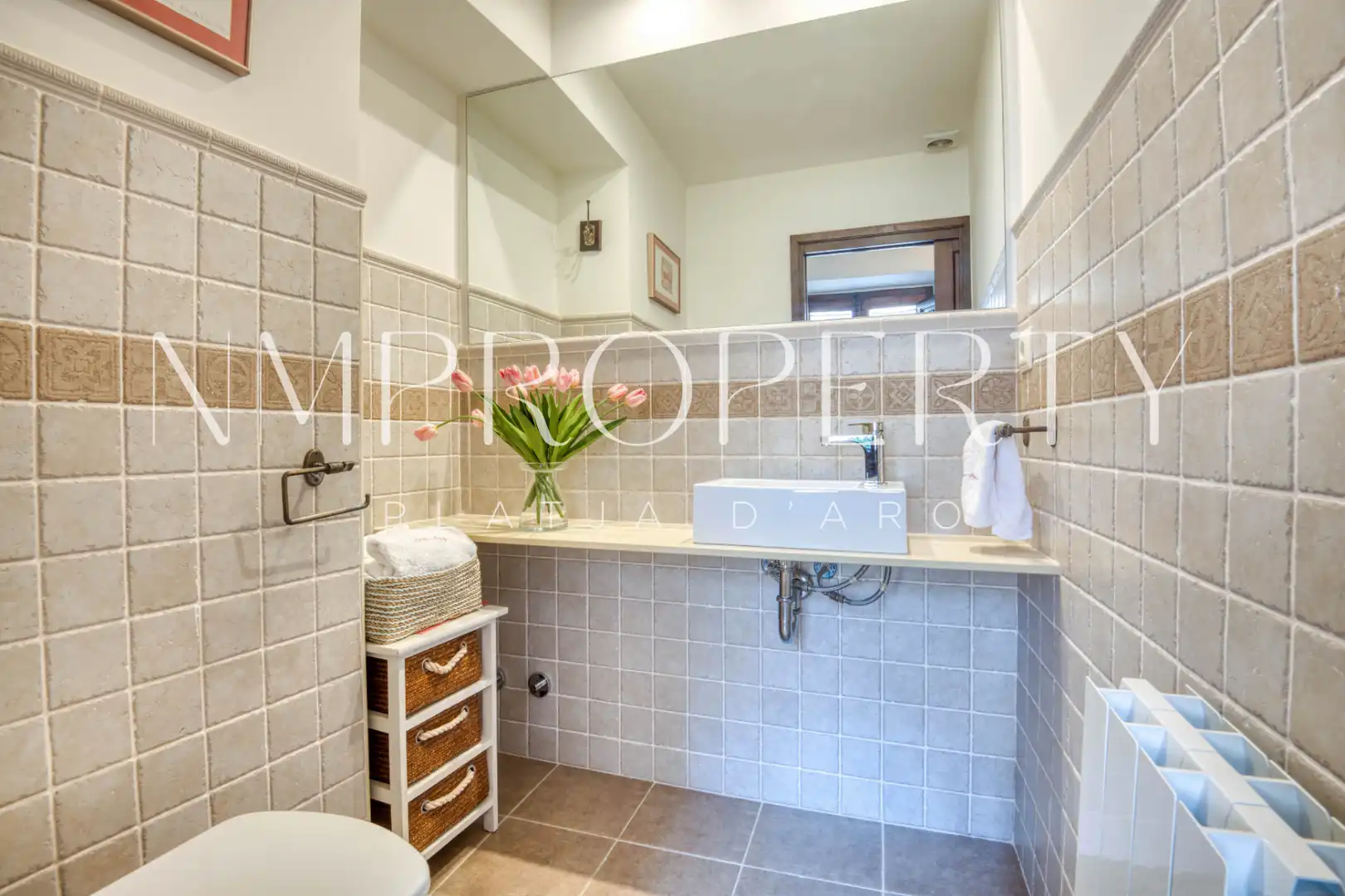 Baño de Finca rústica de alquiler en Castell d'Aro, Platja d'Aro i s'Agaró con Jardín privado, Terraza y Amueblado