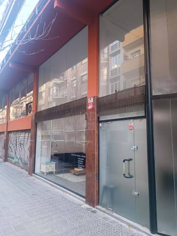 Local comercial en Venta en La Maternitat i Sant Ramon