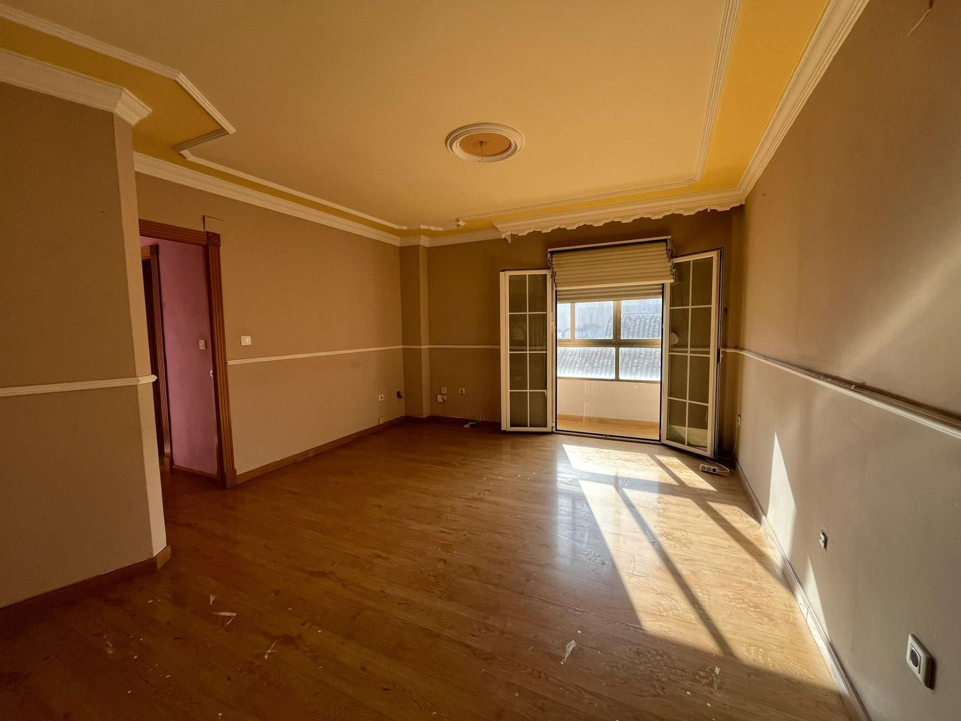 Dormitori de Pis en venda en La Zubia