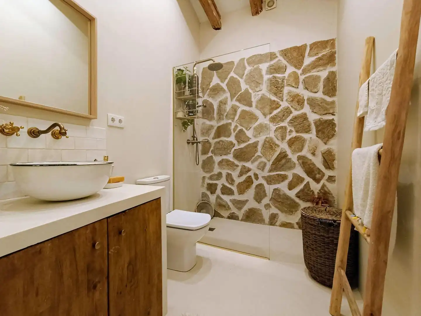 Baño de Casa o chalet en venta en Molins de Rei con Aire acondicionado, Calefacción y Terraza
