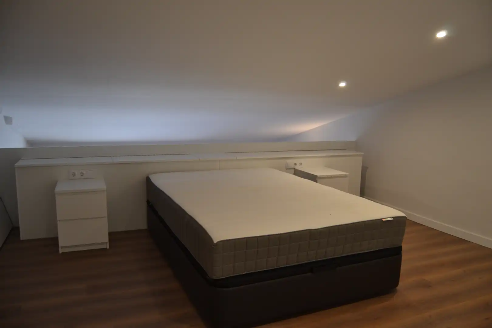 Bedroom of Flat for rent in Sant Cugat del Vallès  with Air Conditioner, Furnished and Oven