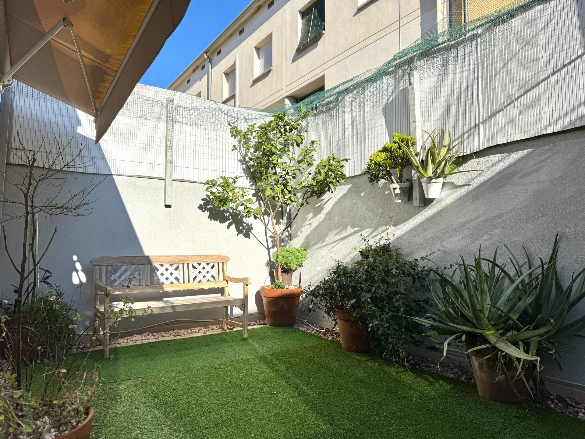 Terrace of Duplex for sale in Salt  with Air Conditioner, Heating and Terrace