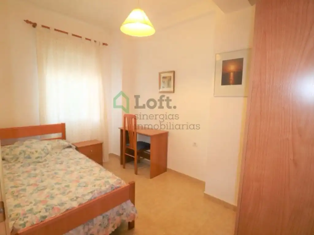 Bedroom of Flat for rent in Badajoz  with Furnished