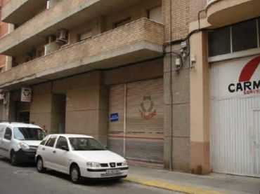 Local comercial en venda a Carrer d'Àger
