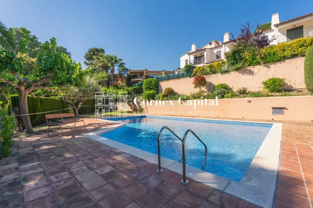 Jardí de Casa adosada en venda en Palafrugell amb Aire condicionat, Calefacció i Jardí privat