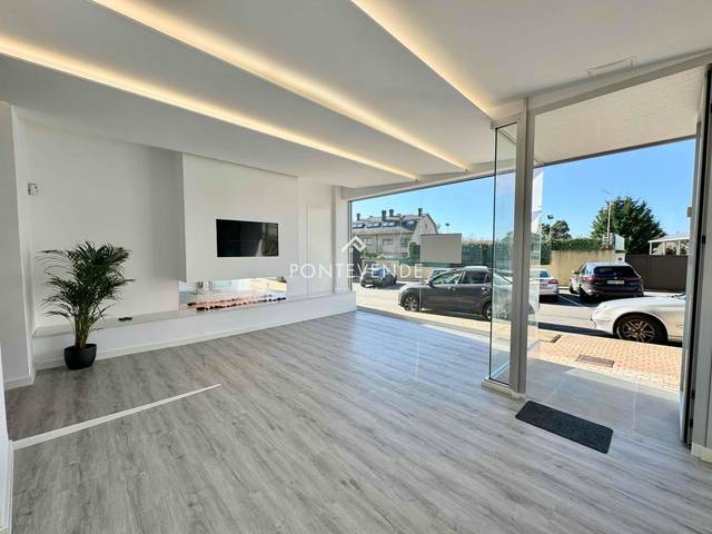 Local comercial en Alquiler en OURENSE en Sanxenxo pueblo