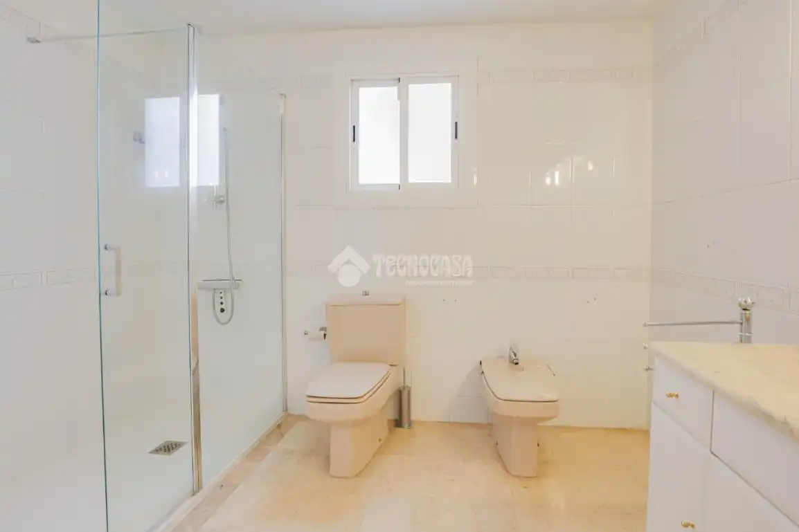 Bathroom of Flat for sale in Granollers  with Heating and Balcony