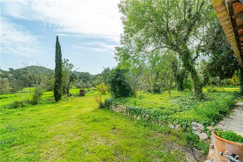 Country house zum Verkauf in Calvià mit Heizung, Privatgarten und Terrasse
