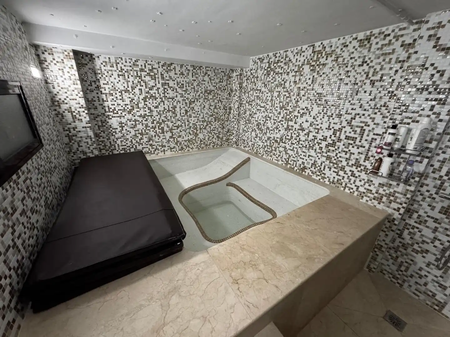 Piscina de Casa adosada en venda en San Pedro del Pinatar amb Aire condicionat, Calefacció i Jardí privat
