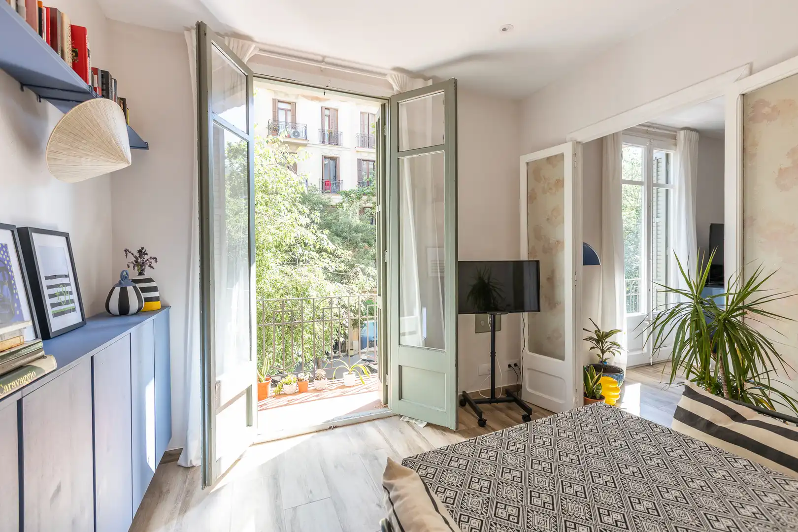Schlafzimmer von Wohnung zum Verkauf in Barcelona mit Balkon