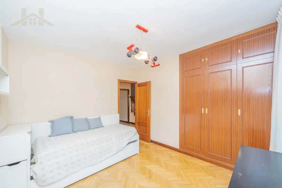 Casa adosada en venta en Torrelodones con Aire acondicionado, Calefacción y Jardín privado