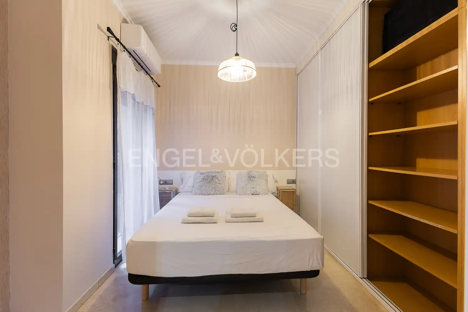 Habitación de Piso en venta en Valencia con Aire acondicionado, Calefacción y Balcón