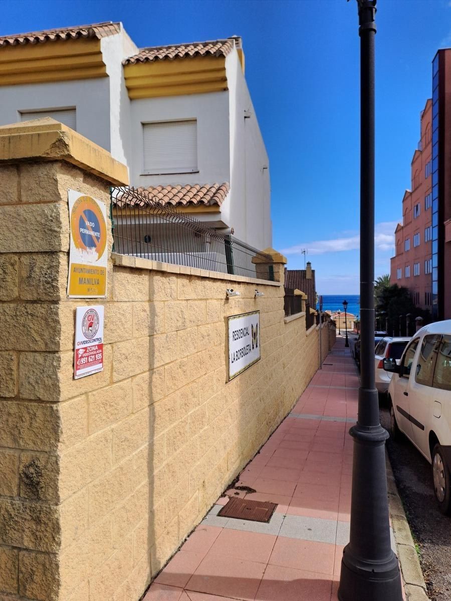 Exterior view of Single-family semi-detached for sale in Manilva  with Private garden, Terrace and Balcony