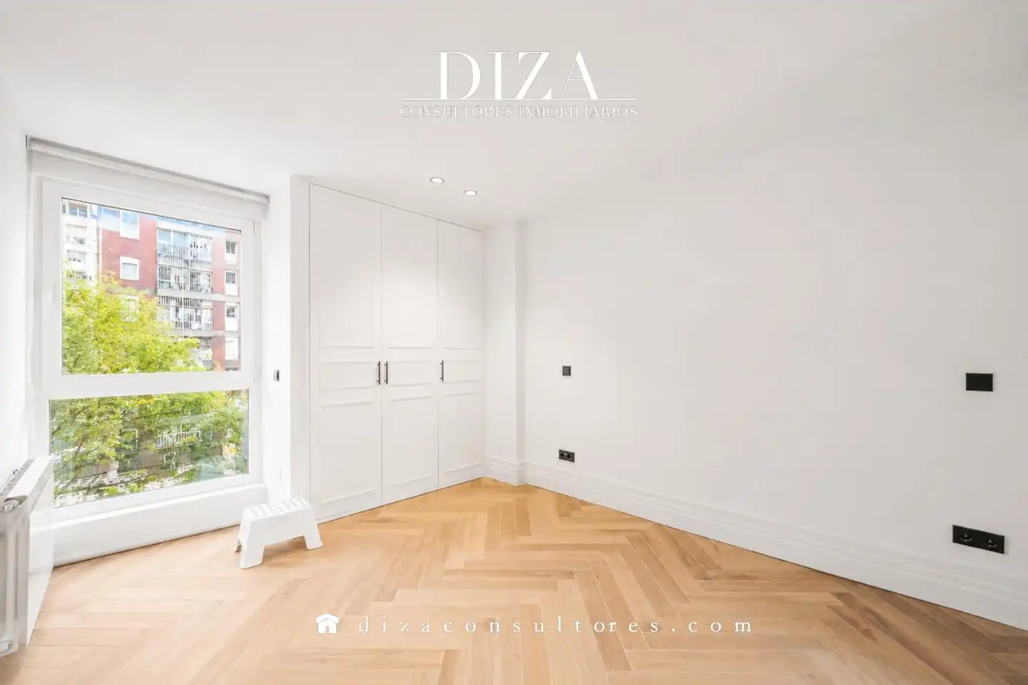 Flat for rent in Calle de Francisco Suárez, Nueva España
