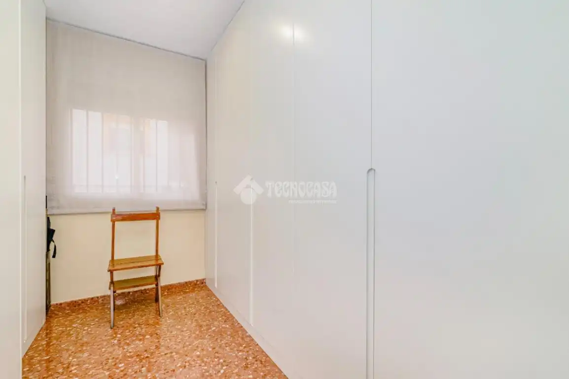 Habitación de Piso en venta en Lucena con Aire acondicionado y Amueblado